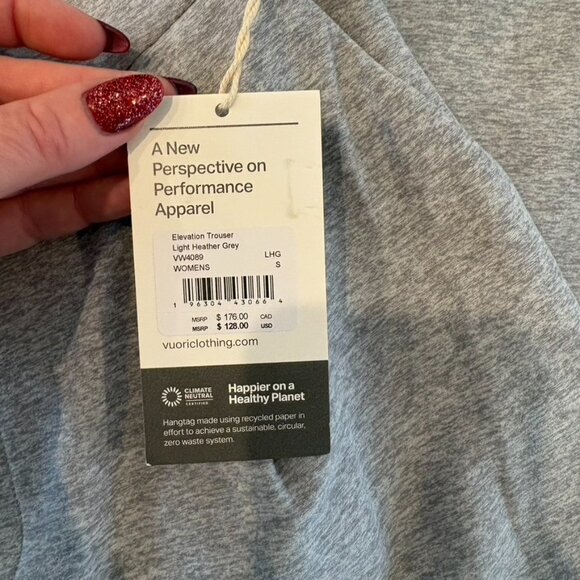 ** NWT Vuori elevation trouser Light Heather Gray Small - Picture 7 of 7